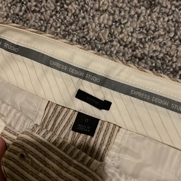 Express Editor Shorts, Size 0 - Picture 4 of 4